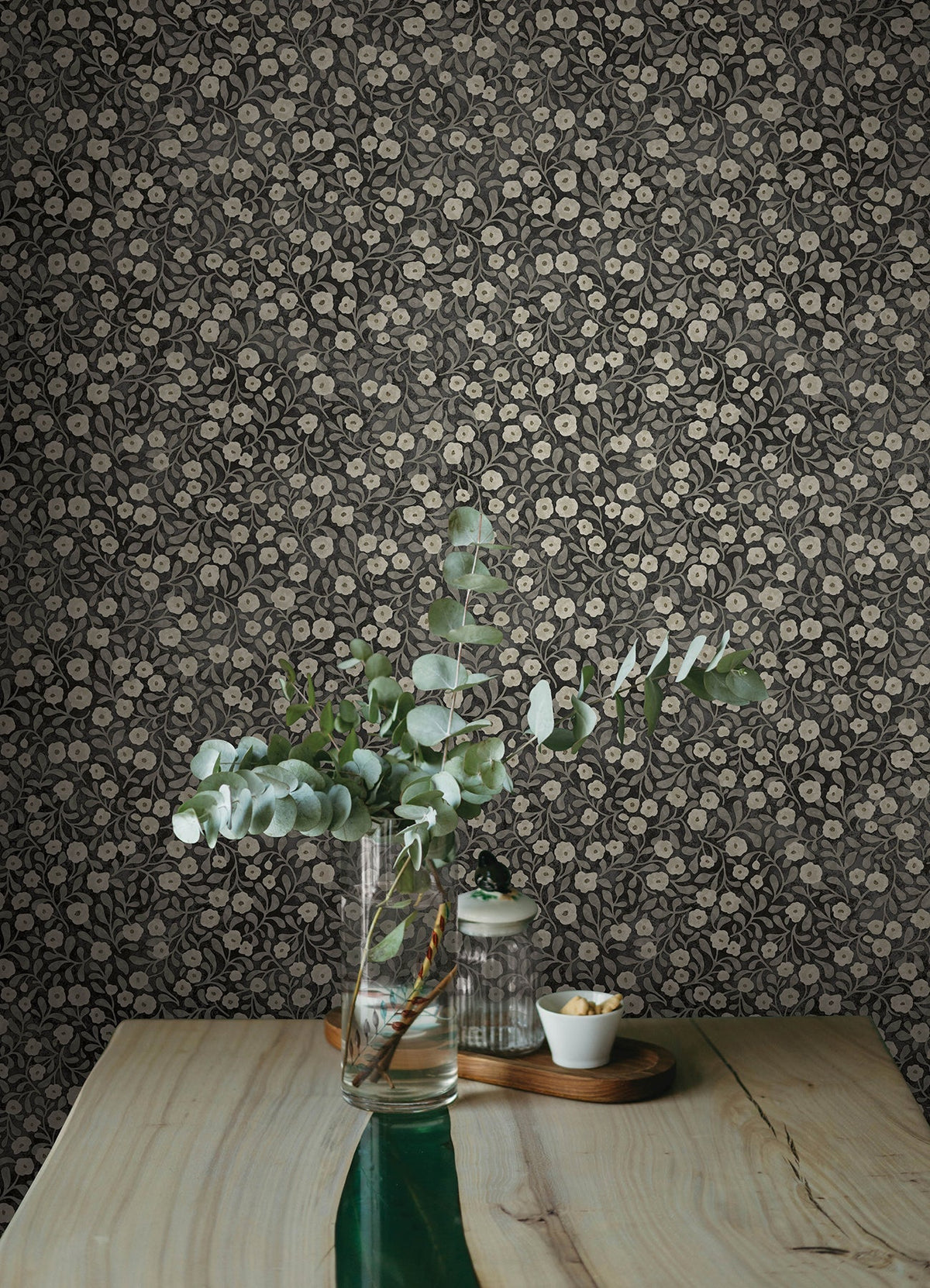 4169-83133-peel-and-stick-wallpaper-room-scene