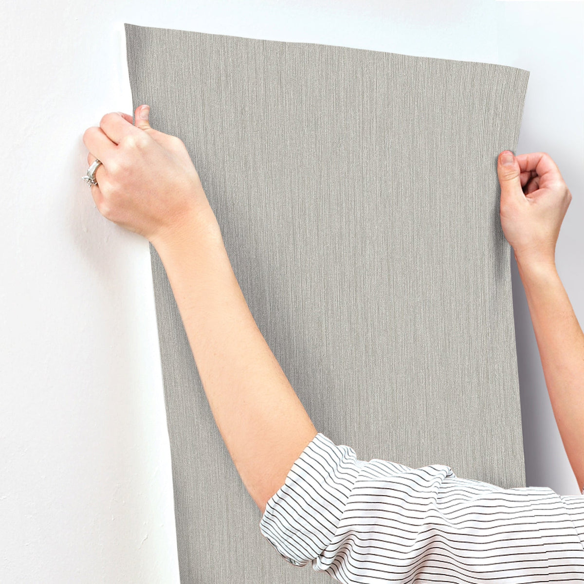 4171-17211-peel-and-stick-wallpaper-stick-application-step