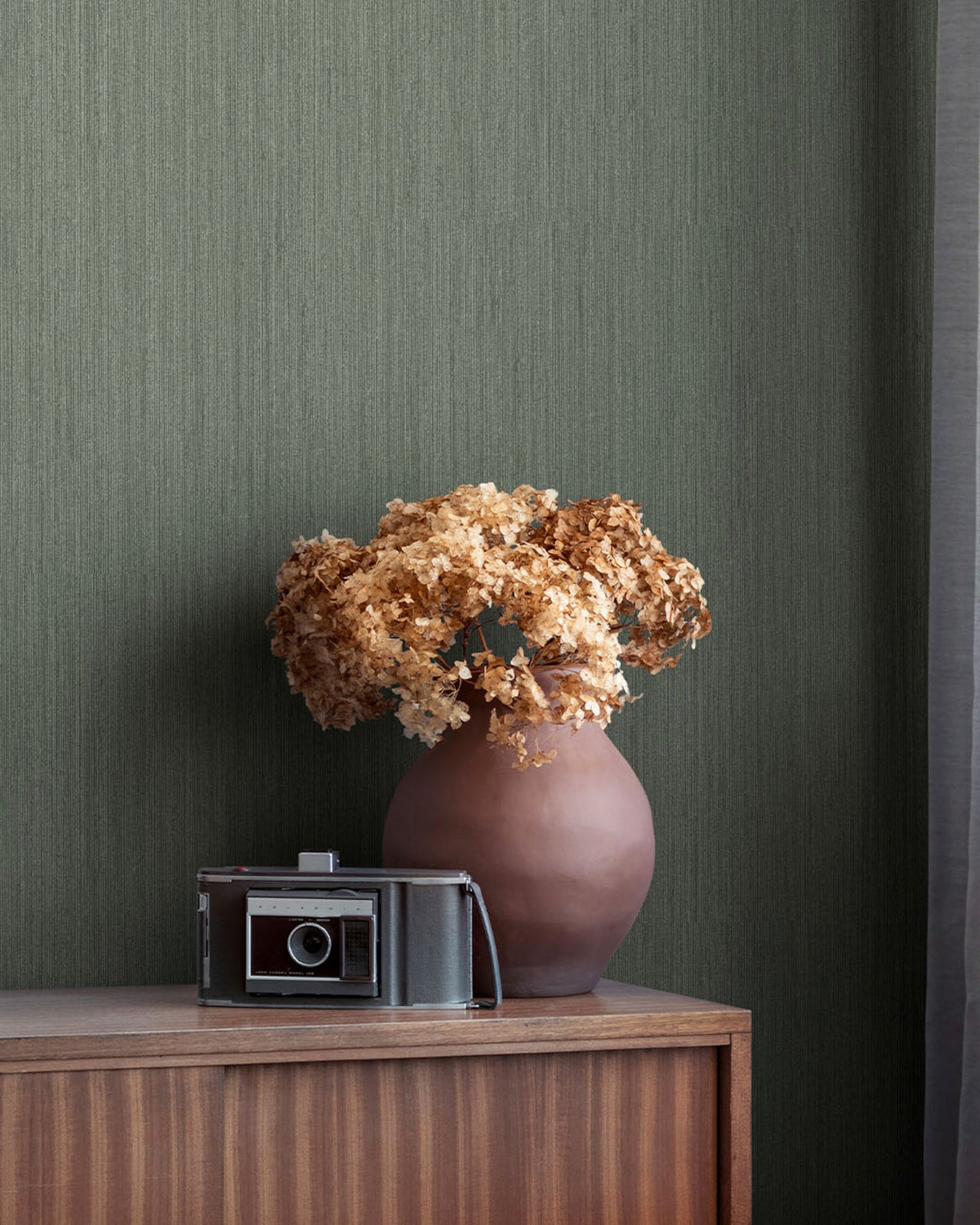 4171-17224-peel-and-stick-wallpaper-room-scene