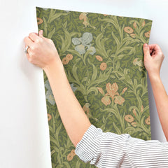 4171-82050-peel-and-stick-wallpaper-stick-application-step