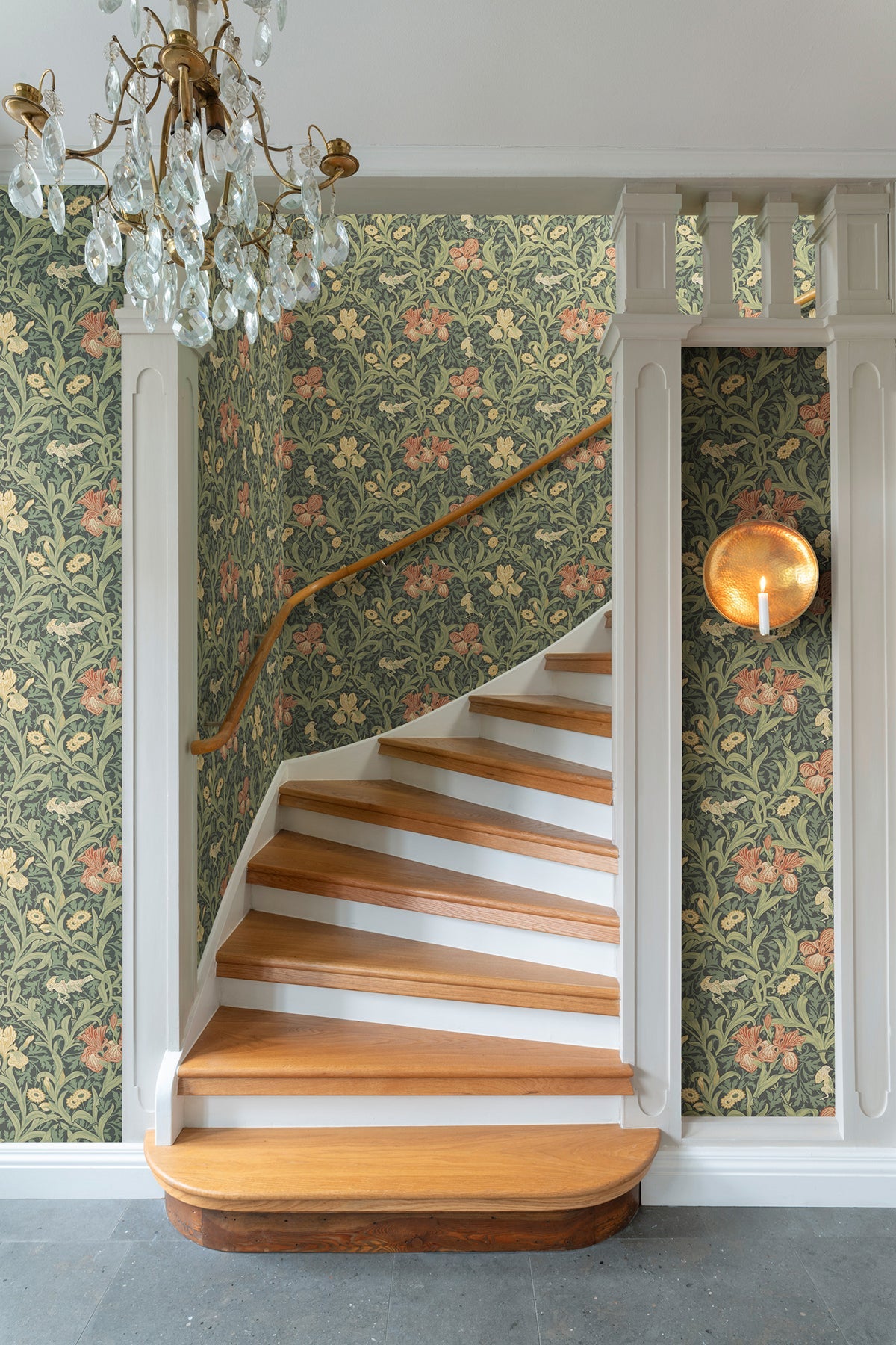 4171-82051-peel-and-stick-wallpaper-room-scene