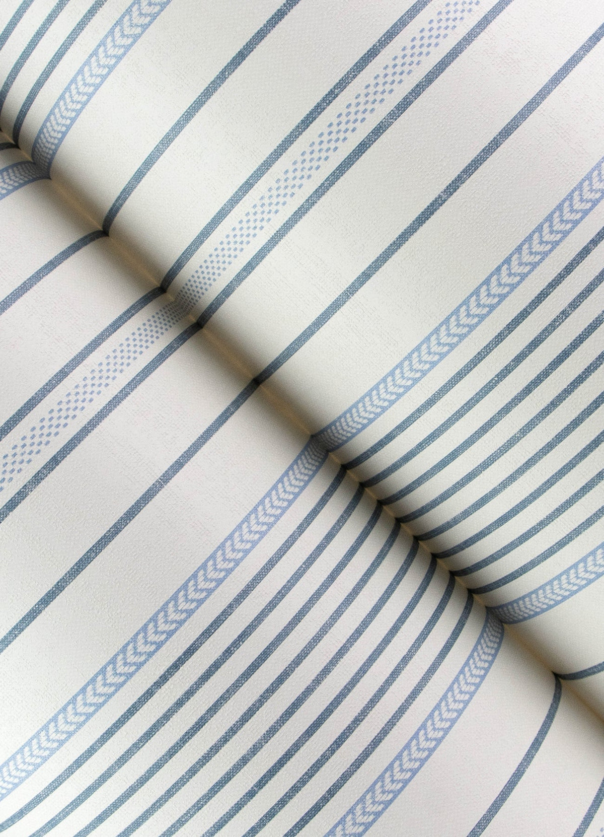 4172-27484-peel-and-stick-wallpaper-detail-closeup