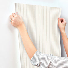 4172-27487-peel-and-stick-wallpaper-stick-application-step