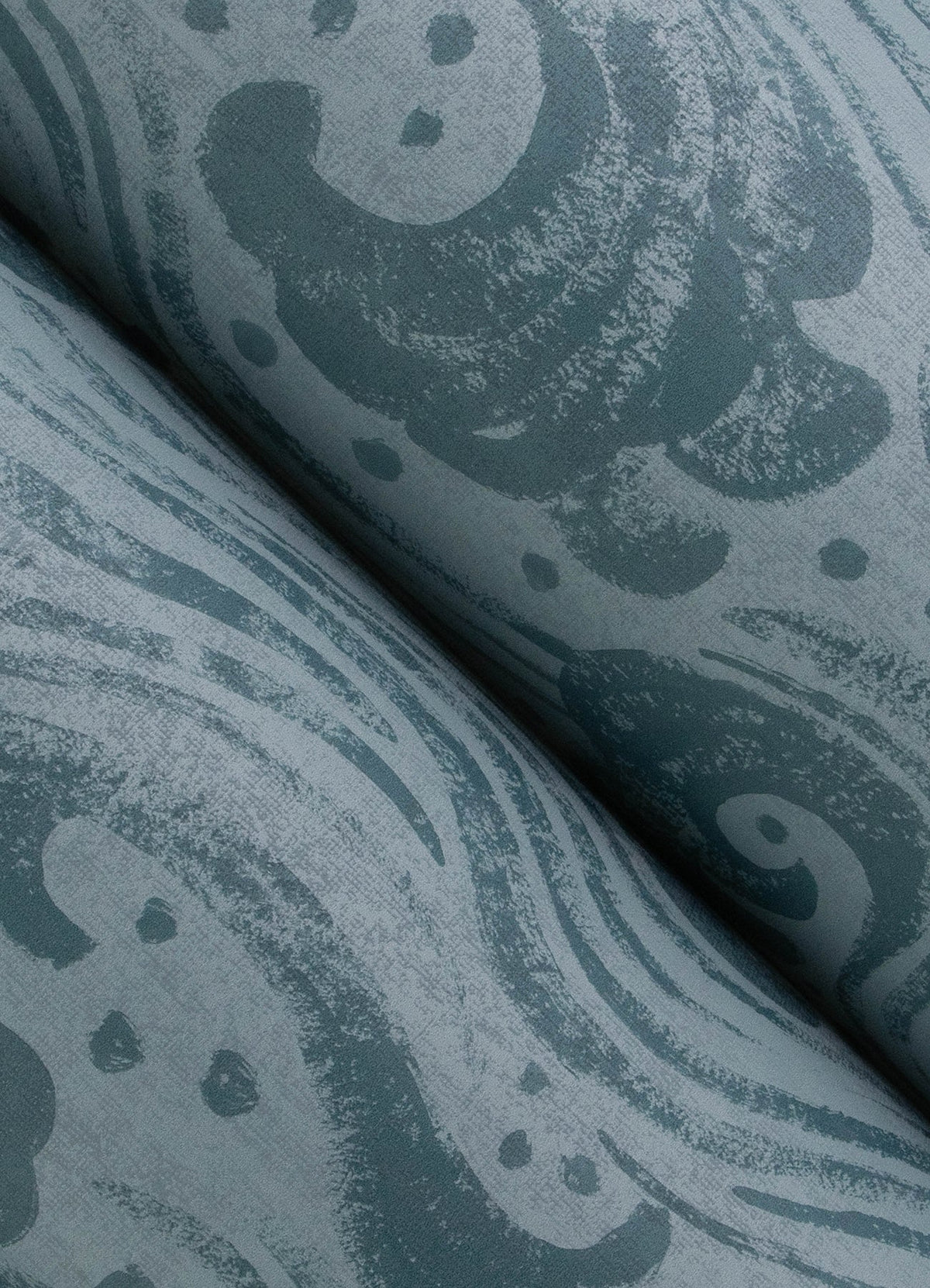 4172-27511-peel-and-stick-wallpaper-detail-closeup