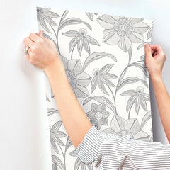 4172-27514-peel-and-stick-wallpaper-stick-application-step
