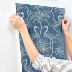 4172-82006-peel-and-stick-wallpaper-stick-application-step