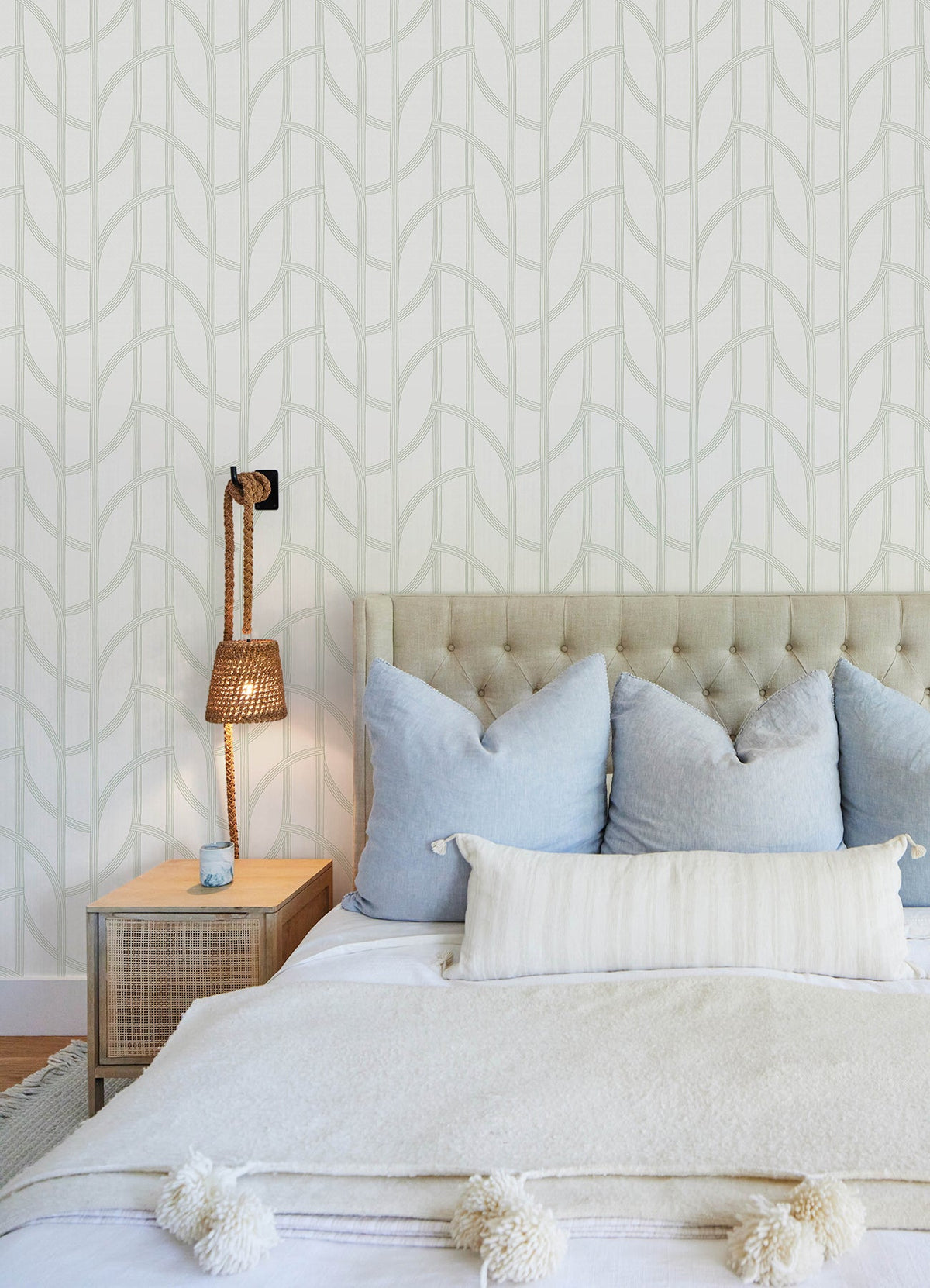 4172-82009-peel-and-stick-wallpaper-room-scene