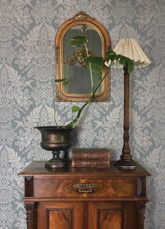 4173-27623-peel-and-stick-wallpaper-room-scene-detail-closeup