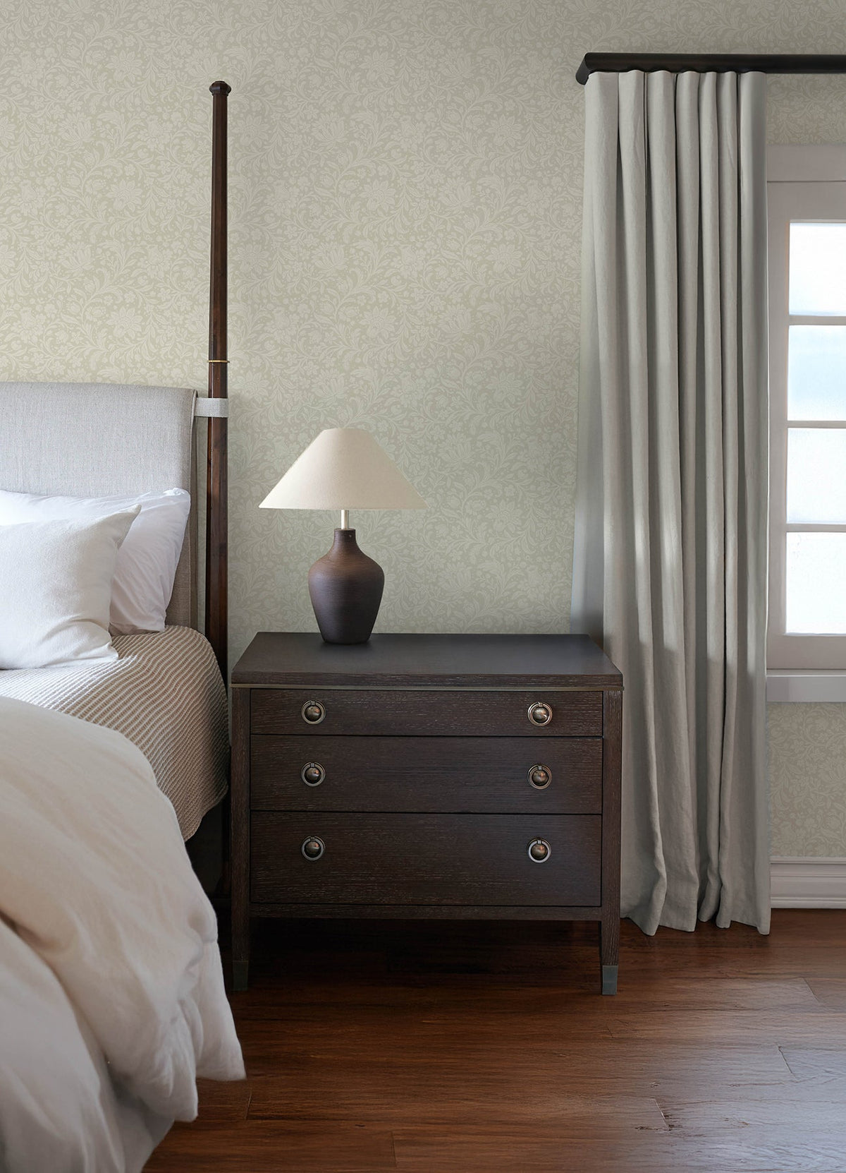 4173-27629-peel-and-stick-wallpaper-room-scene