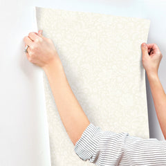 4173-27629-peel-and-stick-wallpaper-stick-application-step