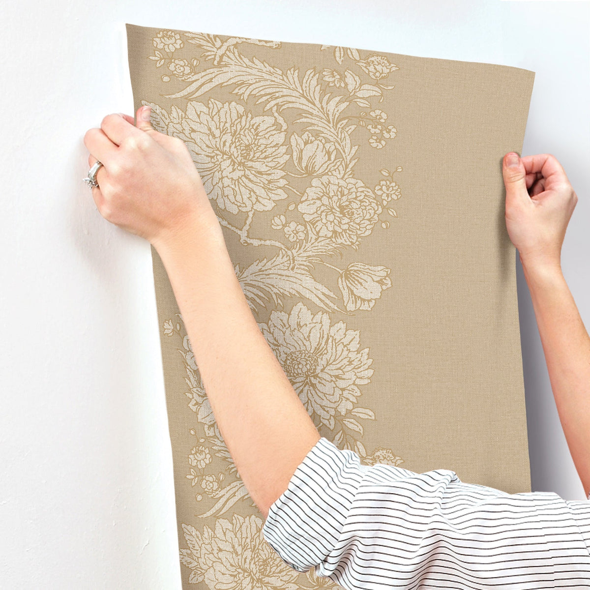 4173-27640-peel-and-stick-wallpaper-stick-application-step