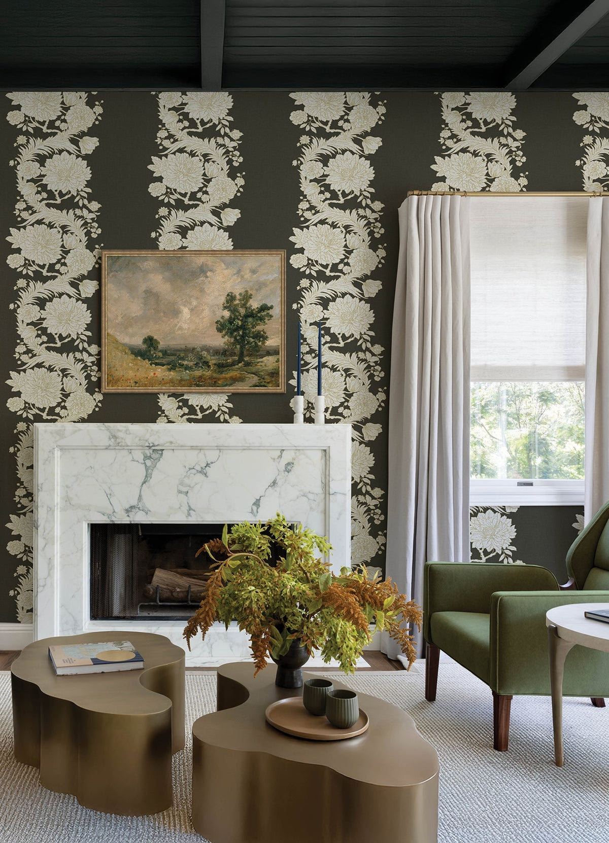 4173-27641-peel-and-stick-wallpaper-room-scene