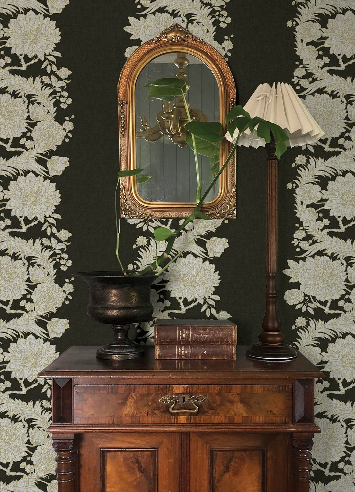 4173-27641-peel-and-stick-wallpaper-room-scene-detail-closeup
