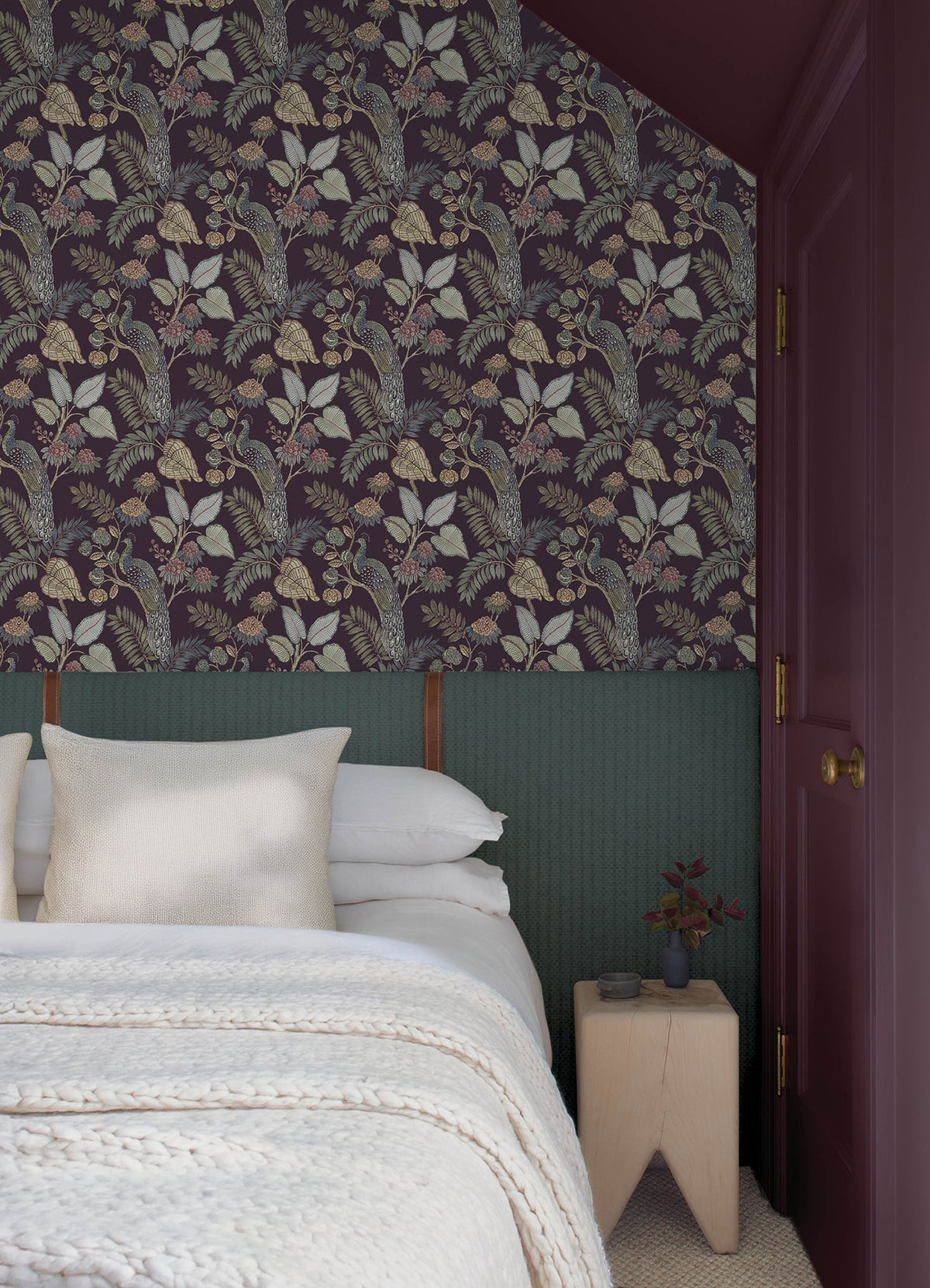 4173-27644-peel-and-stick-wallpaper-room-scene
