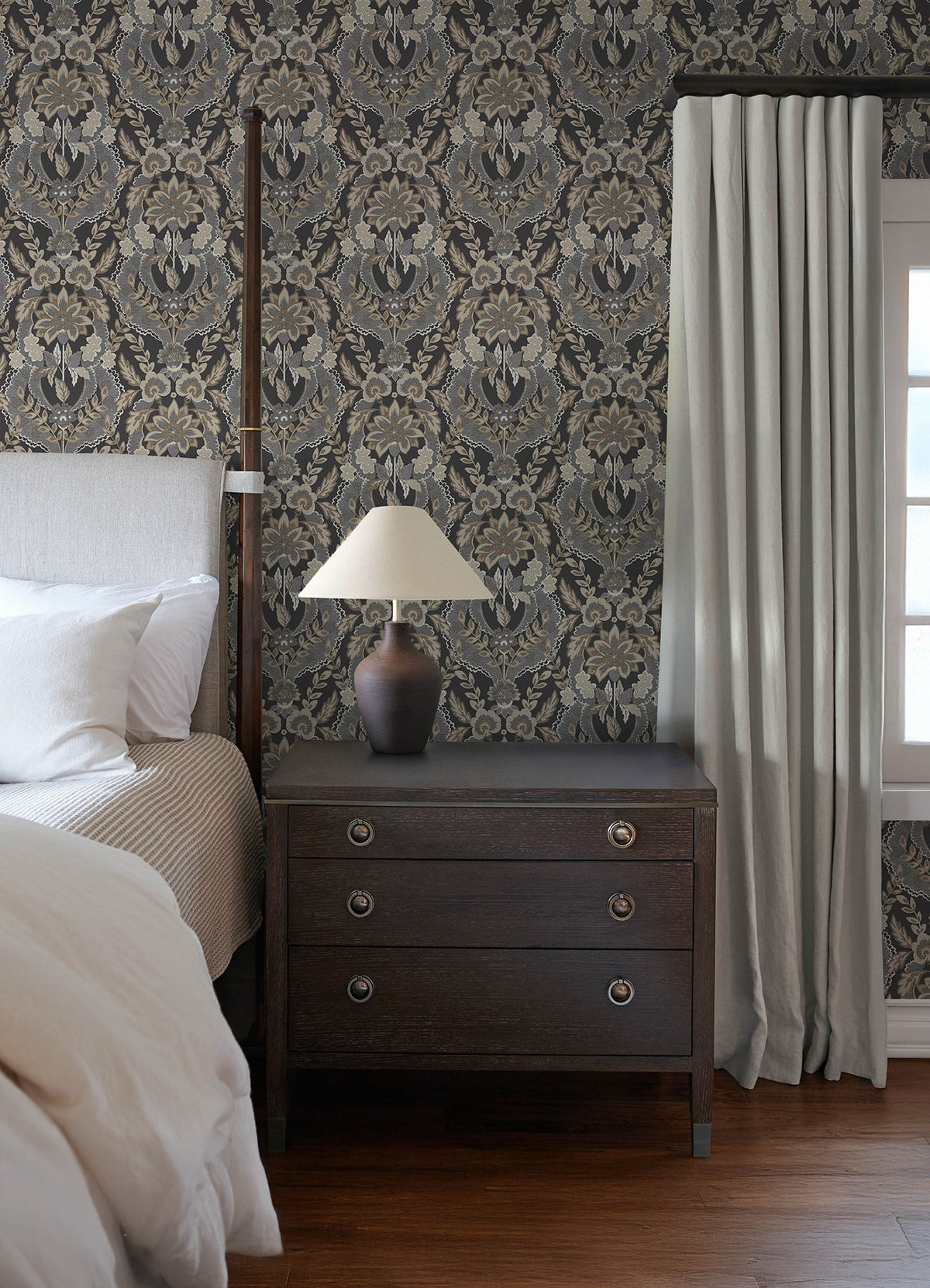 4173-27654-peel-and-stick-wallpaper-room-scene