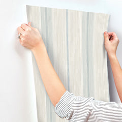 4173-27660-peel-and-stick-wallpaper-stick-application-step