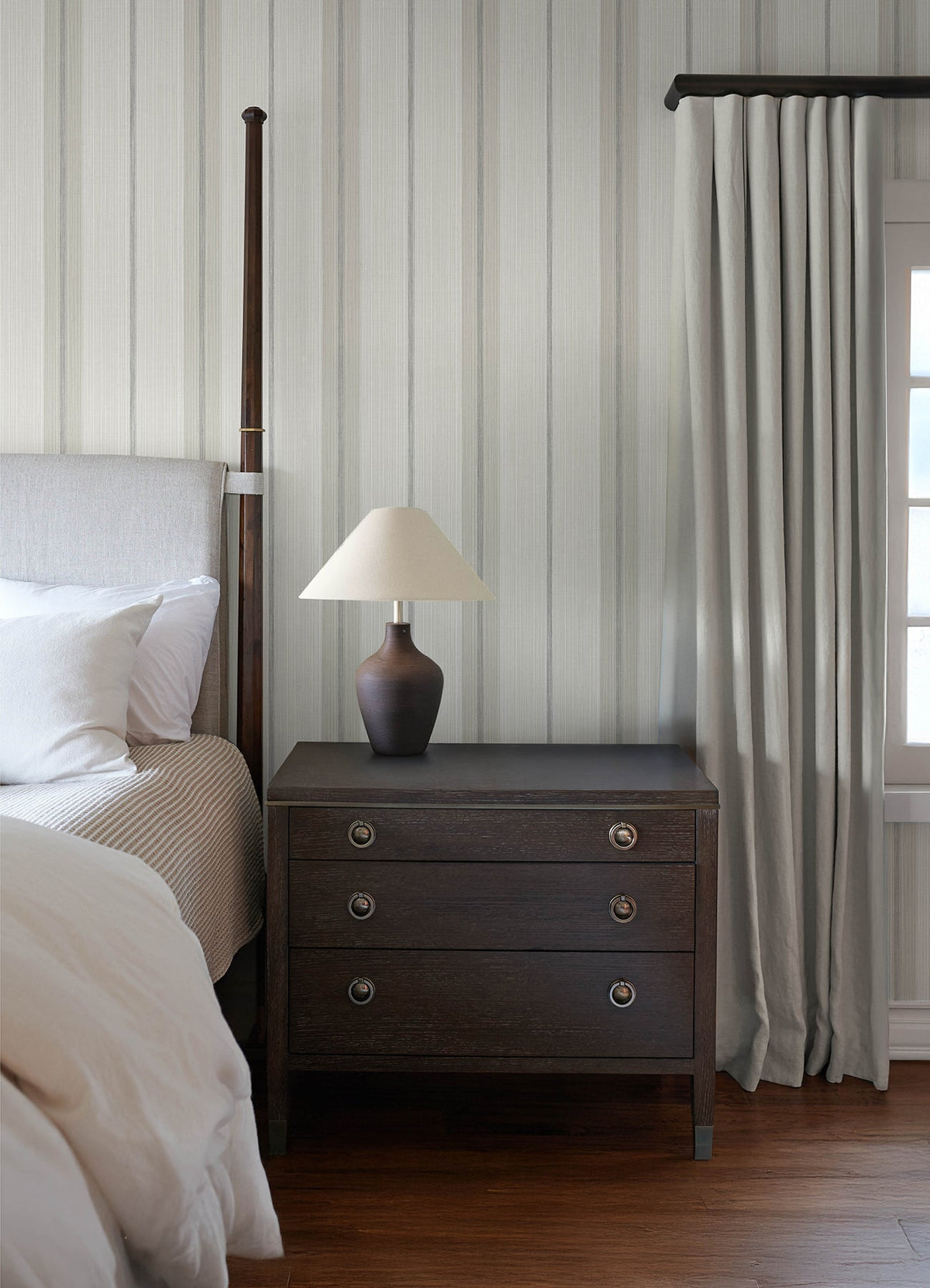 4173-27661-peel-and-stick-wallpaper-room-scene