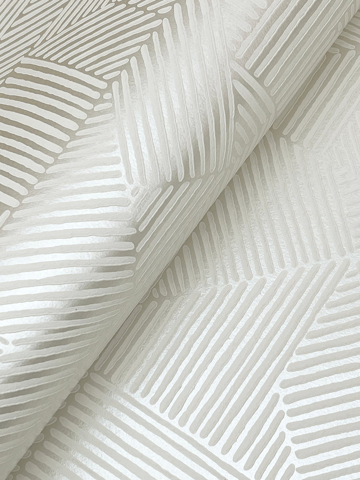 4177-83300-peel-and-stick-wallpaper-detail-closeup