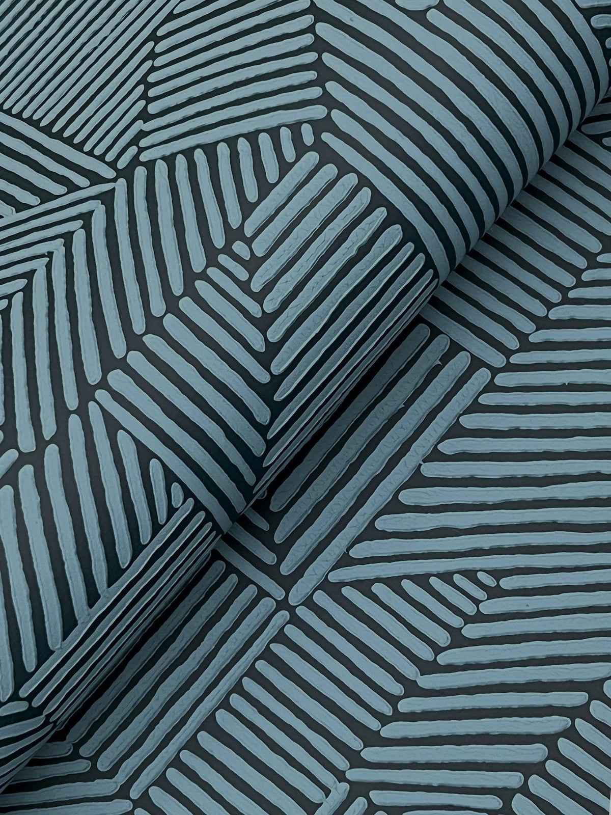 4177-83301-peel-and-stick-wallpaper-detail-closeup