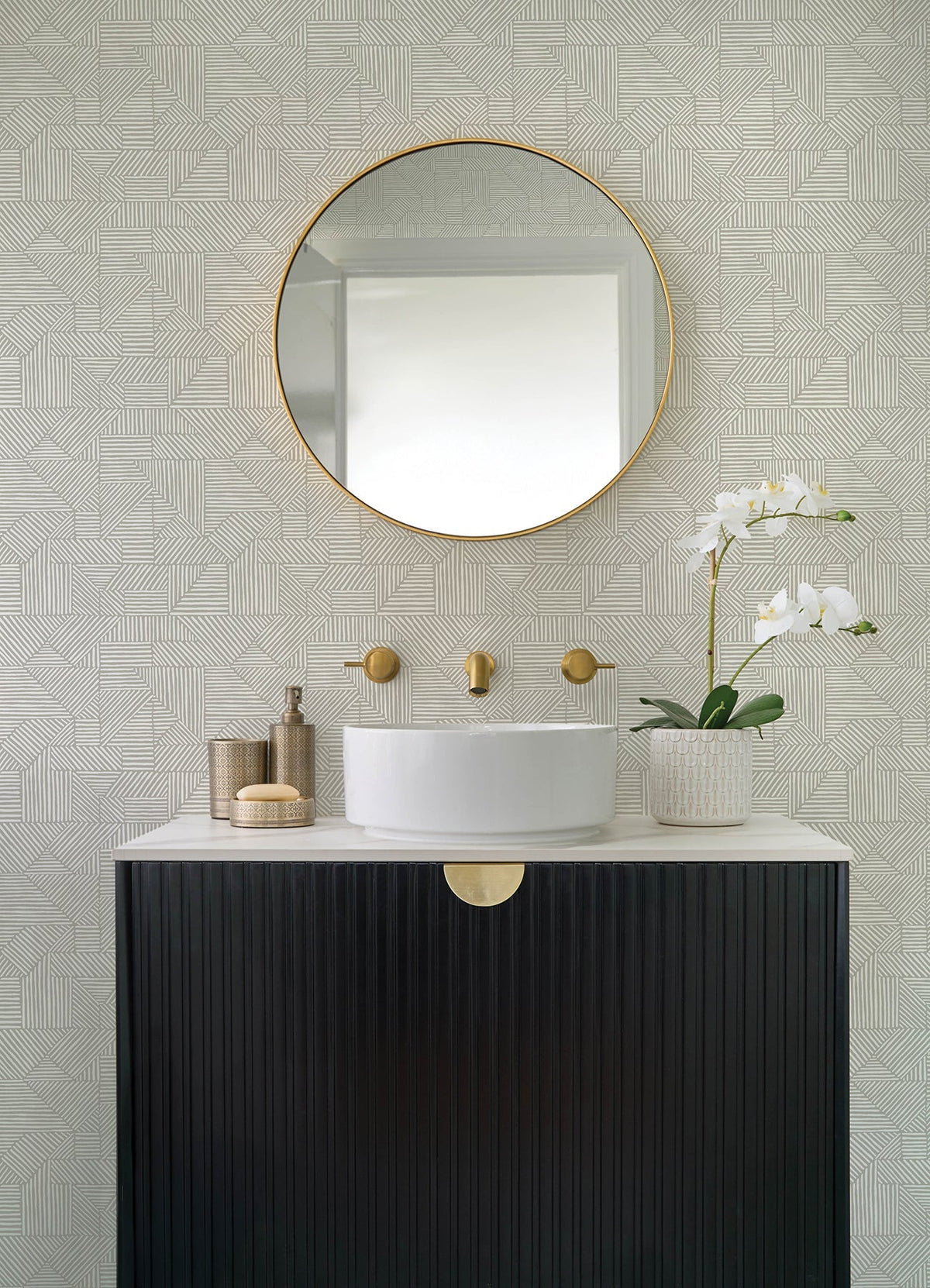 4177-83303-peel-and-stick-wallpaper-room-scene-detail-closeup