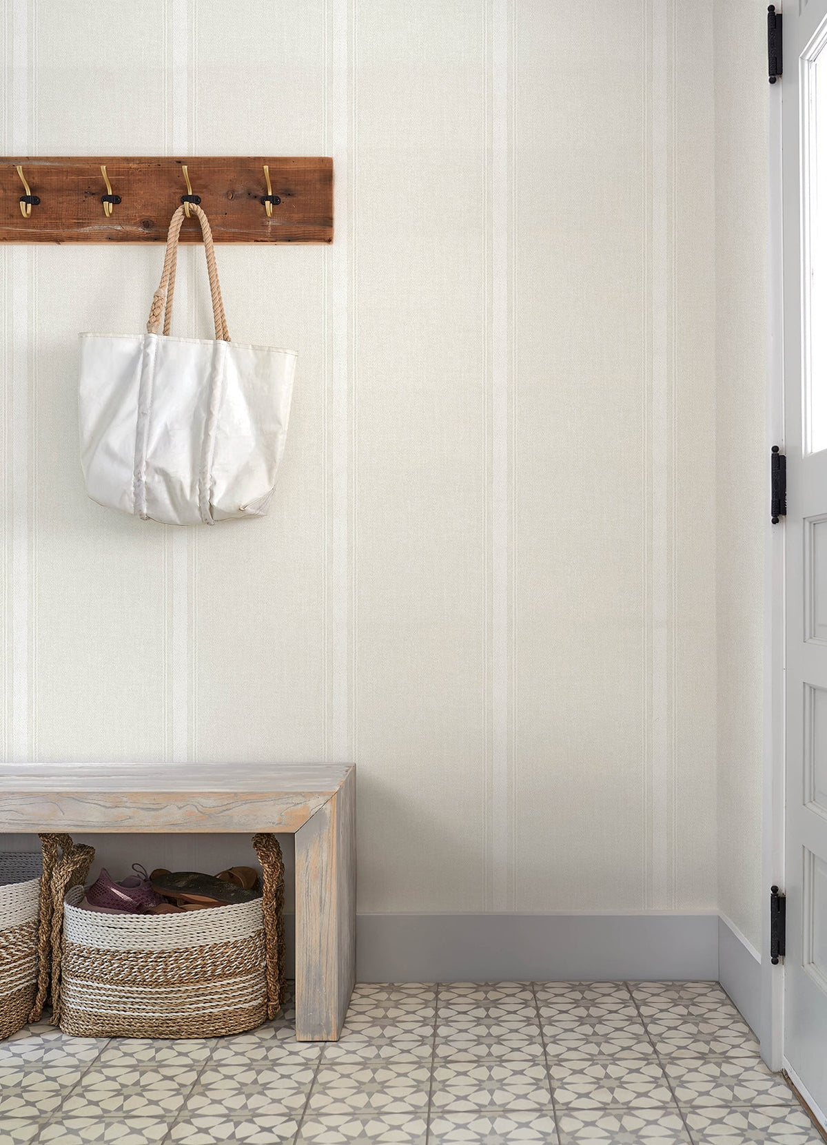 4192-12465-peel-and-stick-wallpaper-room-scene