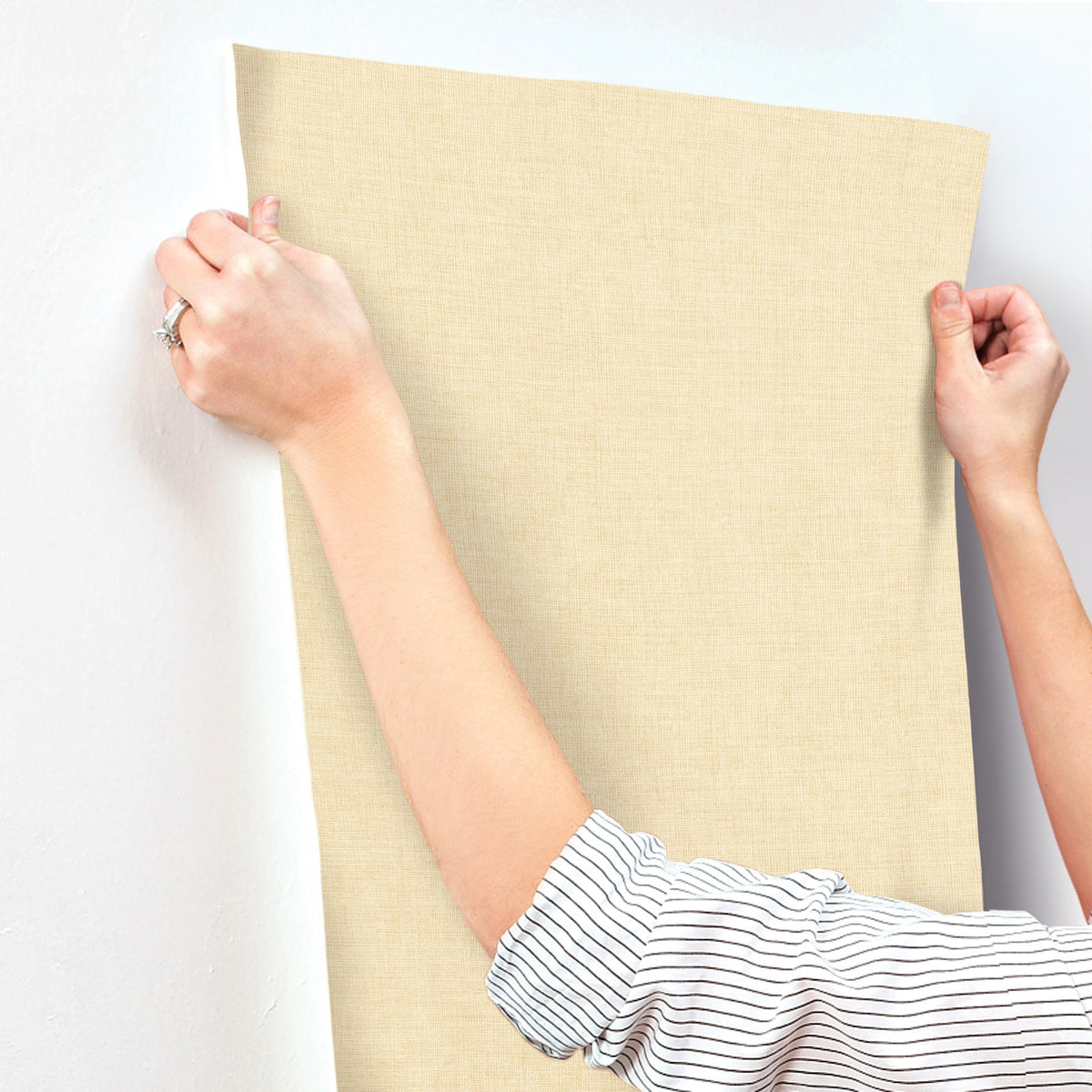 4193-7404-peel-and-stick-wallpaper-stick-application-step