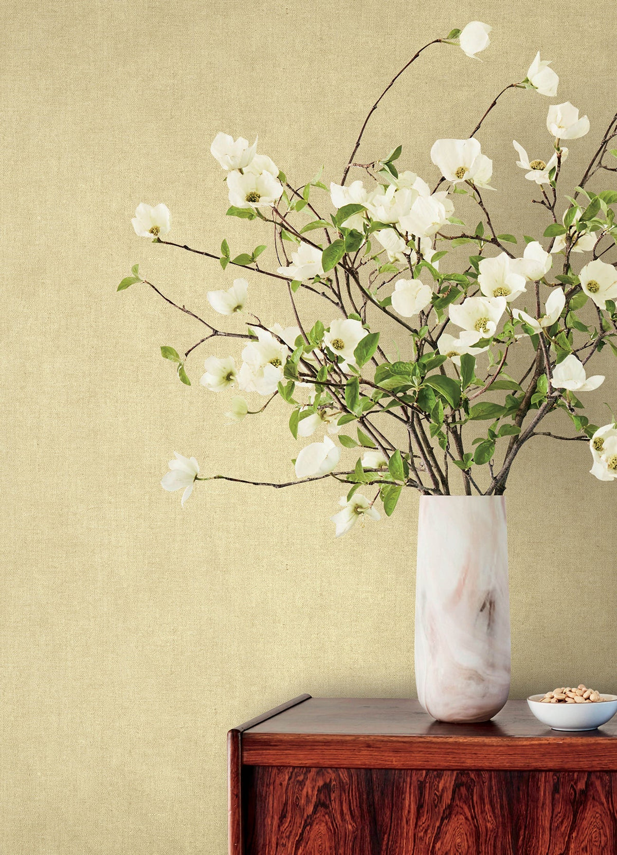 4193-7421-peel-and-stick-wallpaper-room-scene-detail-closeup
