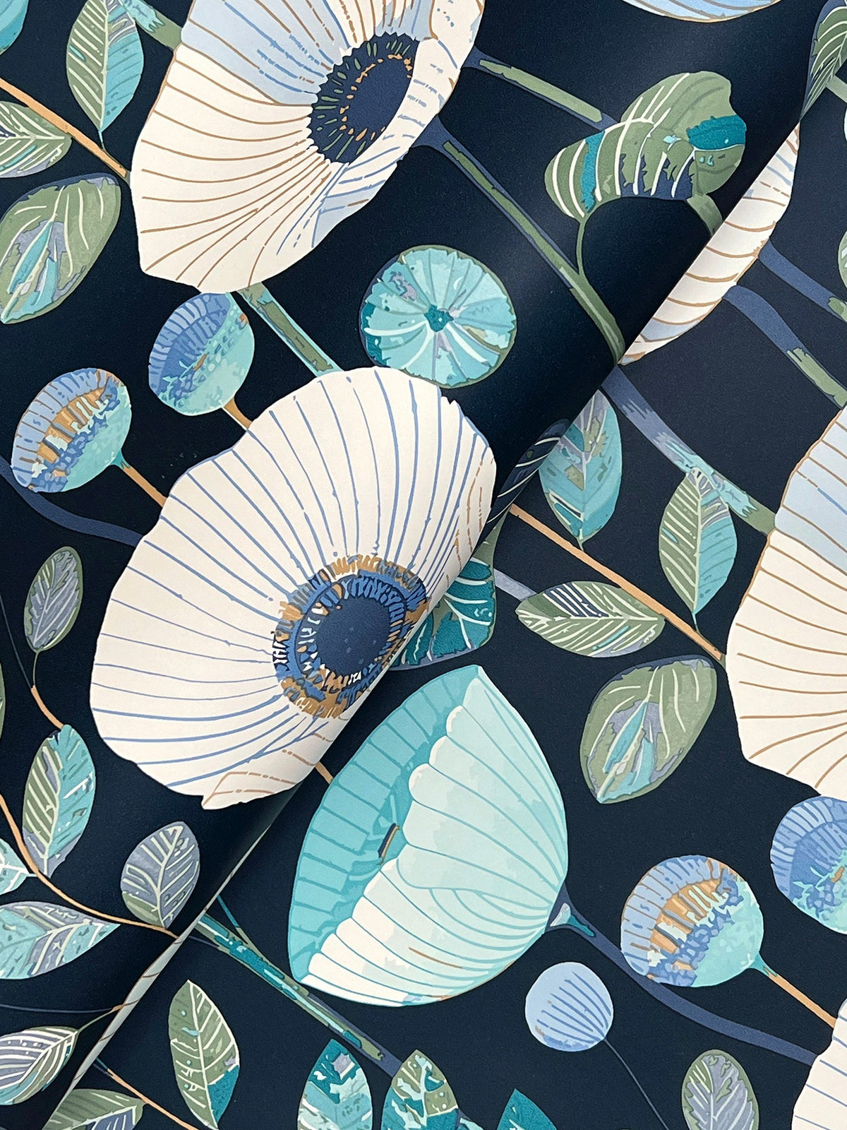 4197-27871-peel-and-stick-wallpaper-detail-closeup