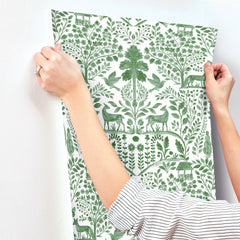 4197-83755-peel-and-stick-wallpaper-stick-application-step