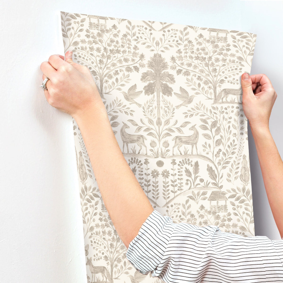 4197-83757-peel-and-stick-wallpaper-stick-application-step