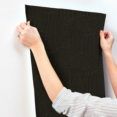 4198-27808-peel-and-stick-wallpaper-stick-application-step