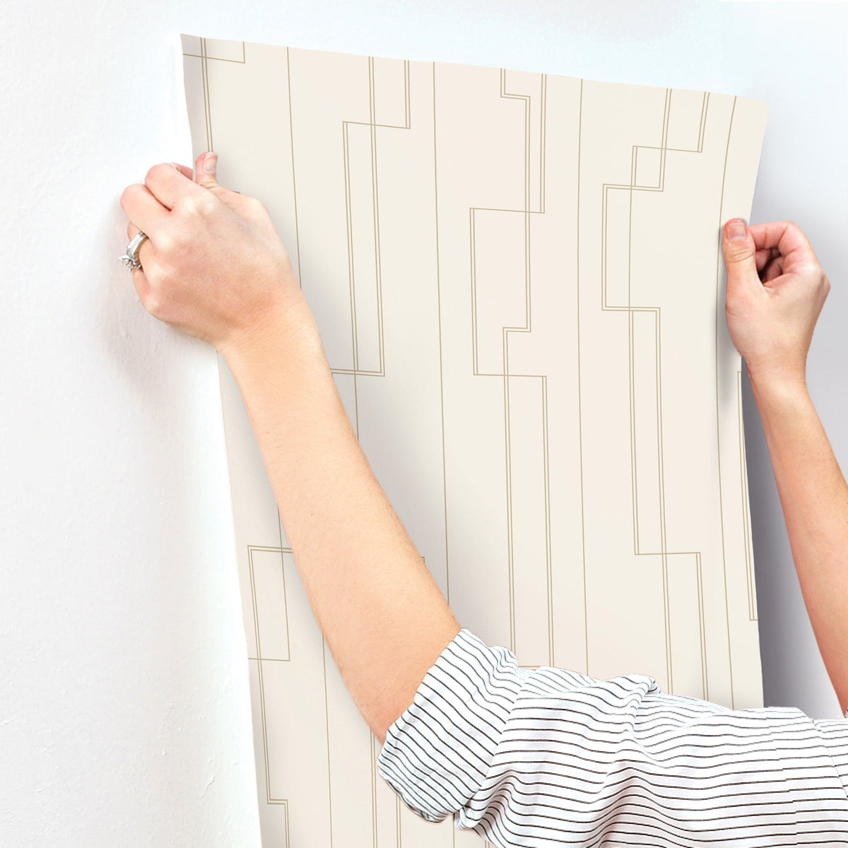 4198-27810-peel-and-stick-wallpaper-stick-application-step