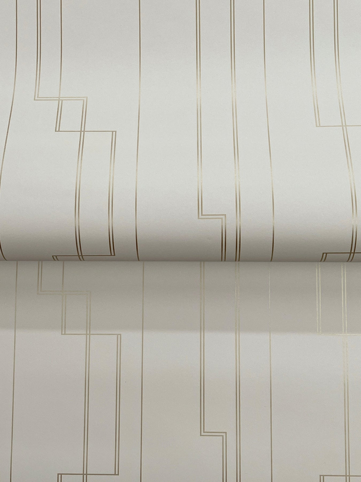 4198-27812-peel-and-stick-wallpaper-detail-closeup