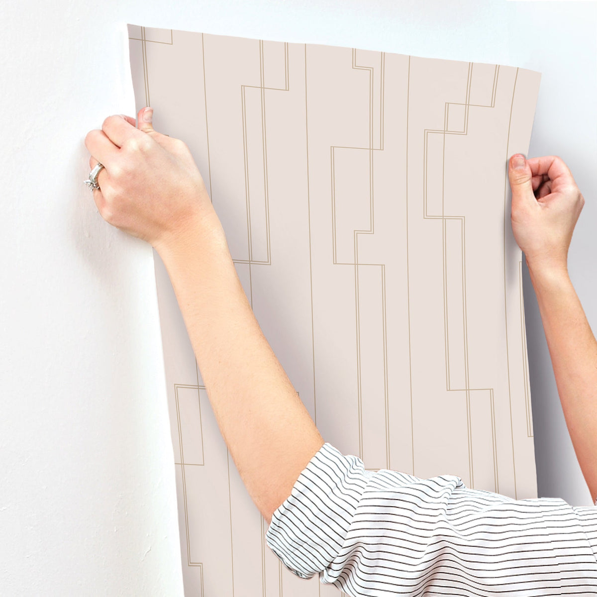 4198-27813-peel-and-stick-wallpaper-stick-application-step