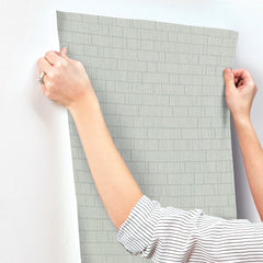 4198-27818-peel-and-stick-wallpaper-stick-application-step
