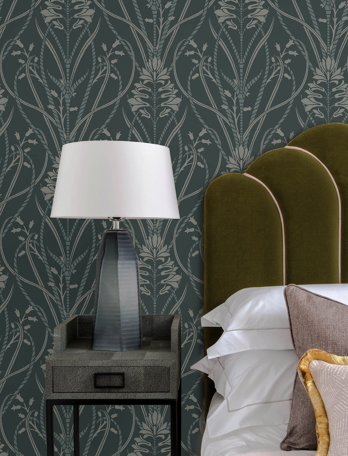 4198-27820-peel-and-stick-wallpaper-room-scene-detail-closeup