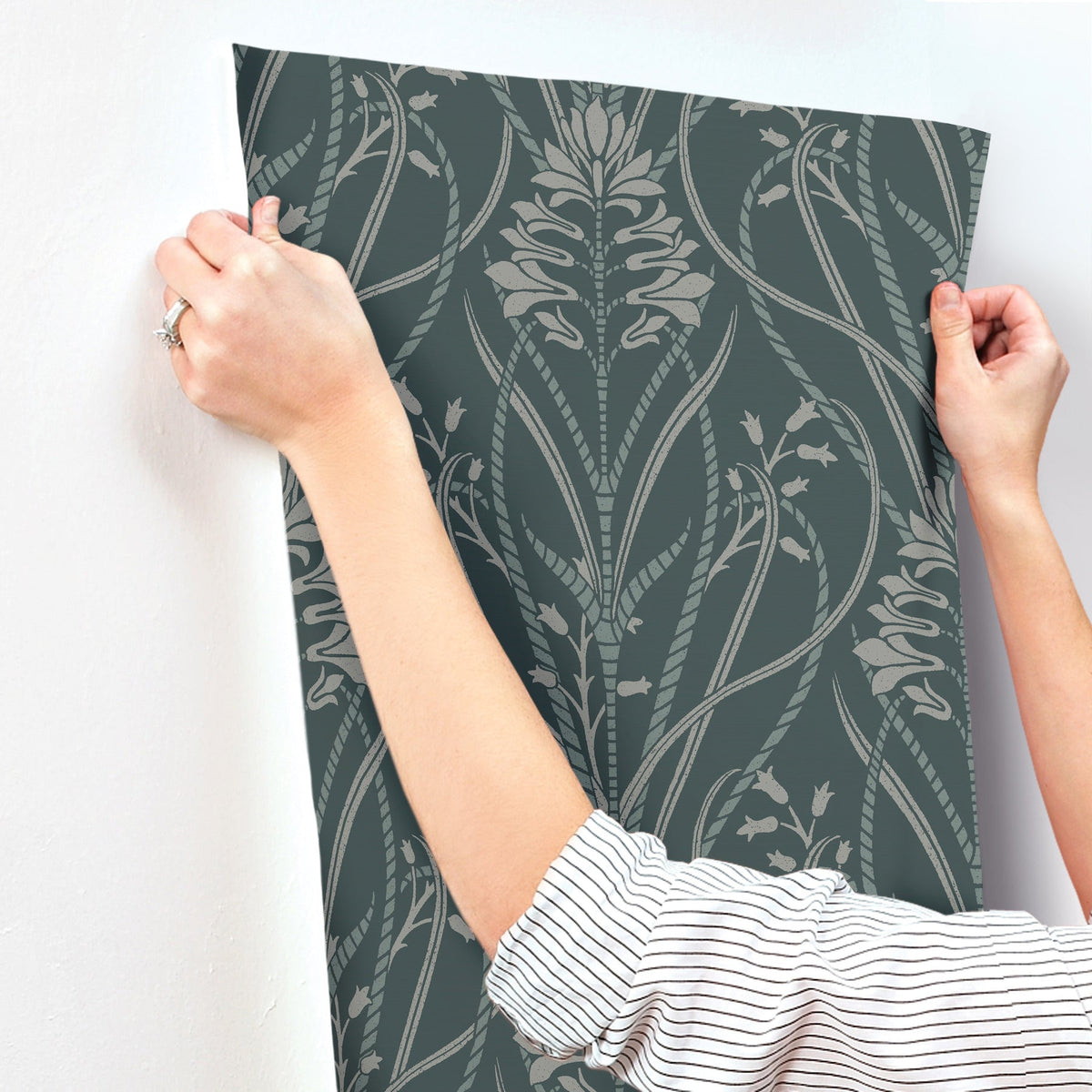 4198-27820-peel-and-stick-wallpaper-stick-application-step