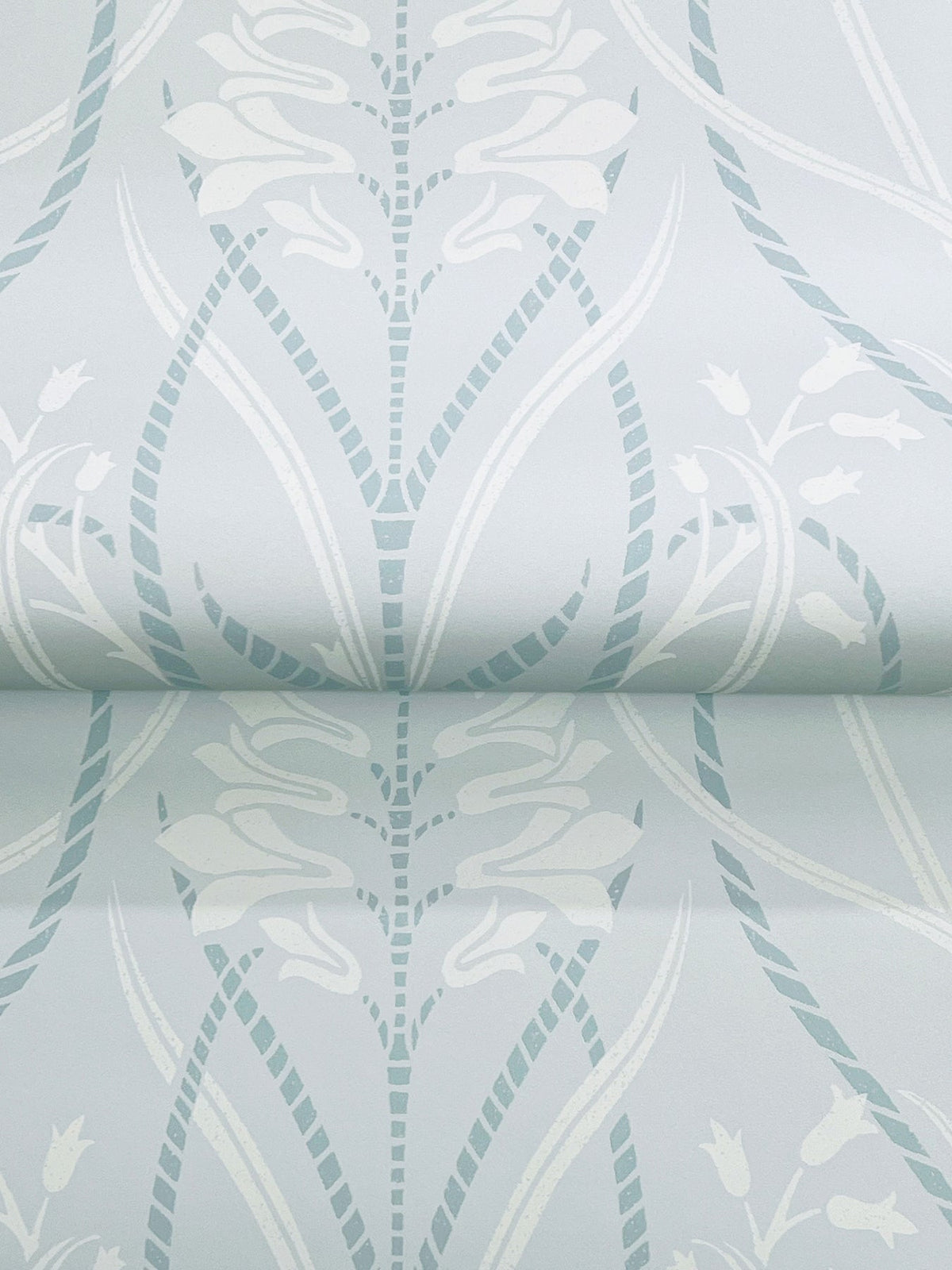 4198-27821-peel-and-stick-wallpaper-detail-closeup