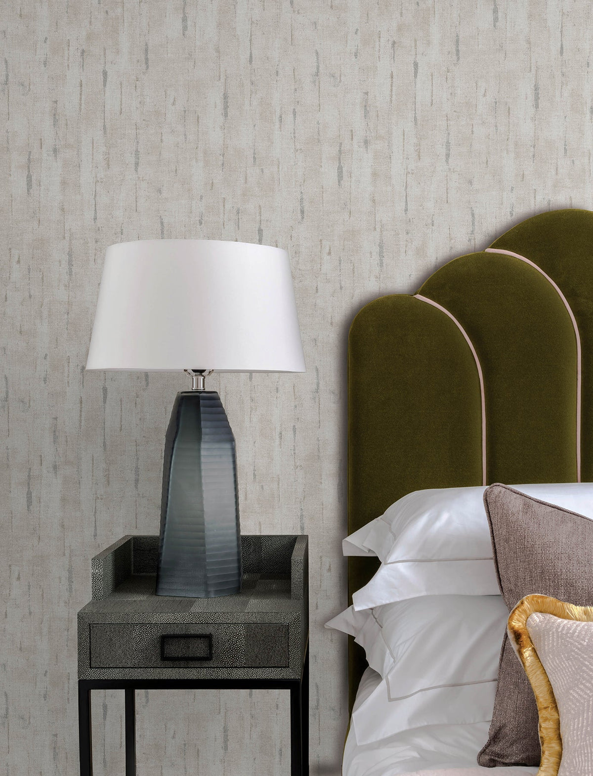 4198-27838-peel-and-stick-wallpaper-room-scene-detail-closeup