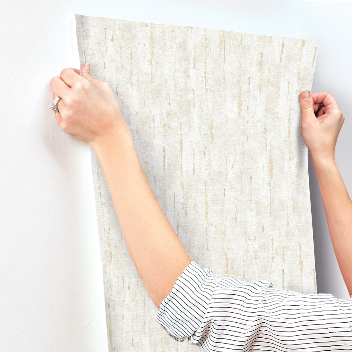 4198-27839-peel-and-stick-wallpaper-stick-application-step