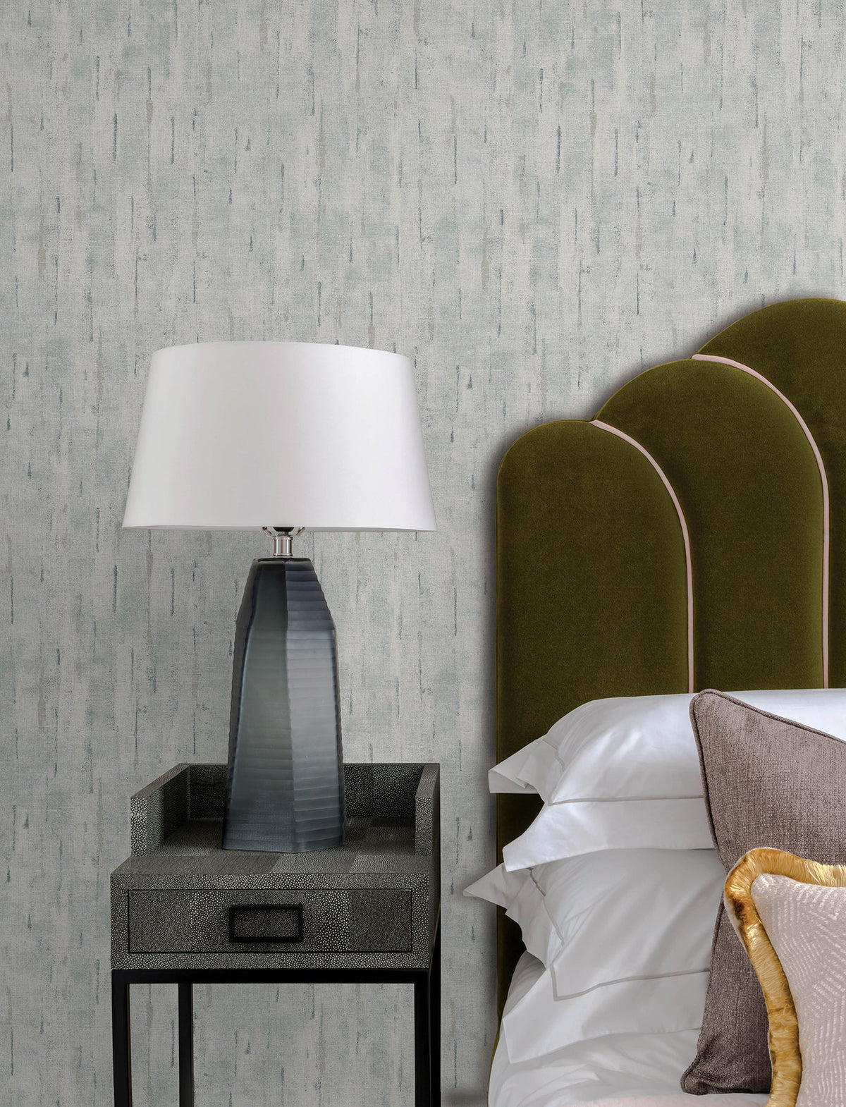 4198-27841-peel-and-stick-wallpaper-room-scene-detail-closeup
