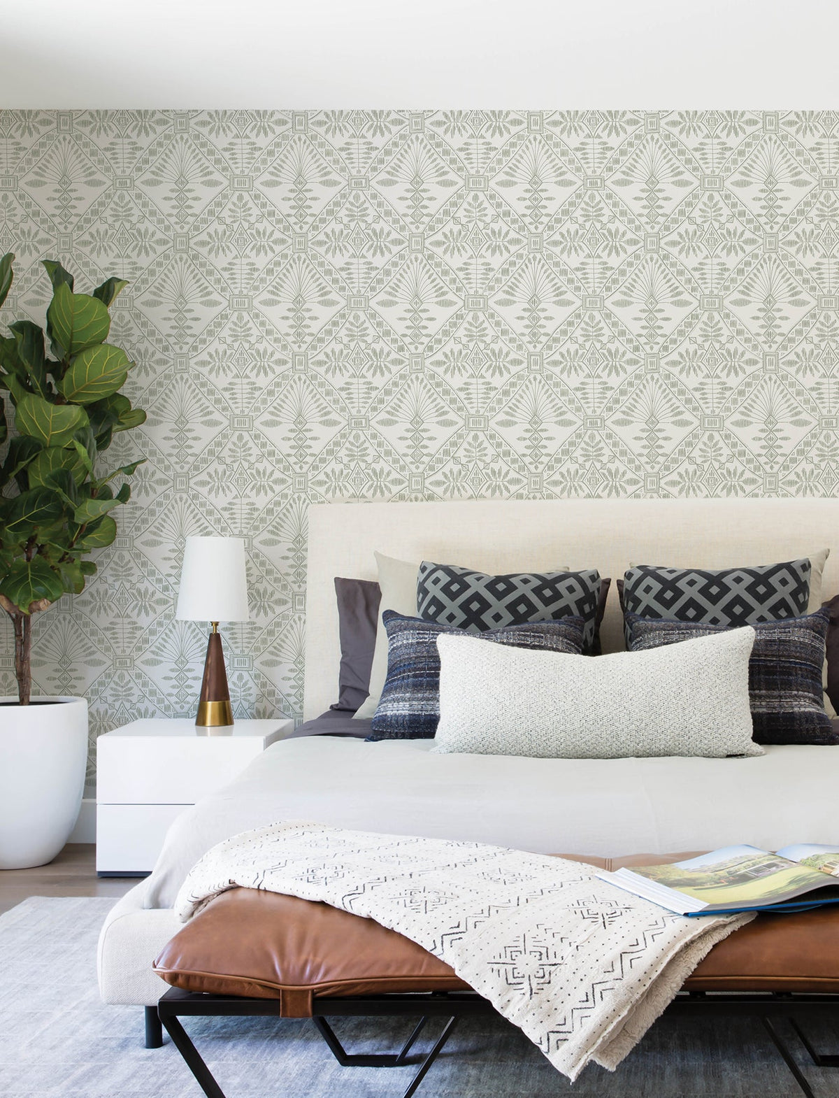 4199-27775-peel-and-stick-wallpaper-room-scene-detail-closeup