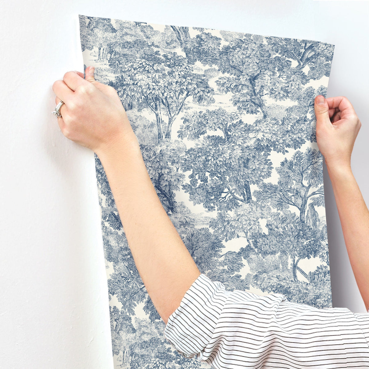 4199-72559-peel-and-stick-wallpaper-stick-application-step