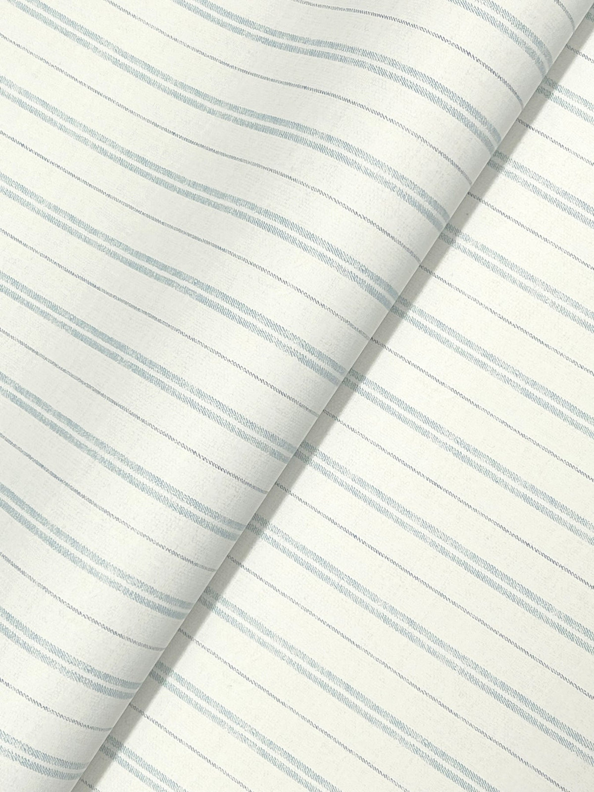4199-83426-peel-and-stick-wallpaper-detail-closeup