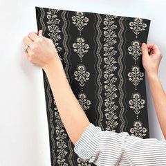 4199-83724-peel-and-stick-wallpaper-stick-application-step