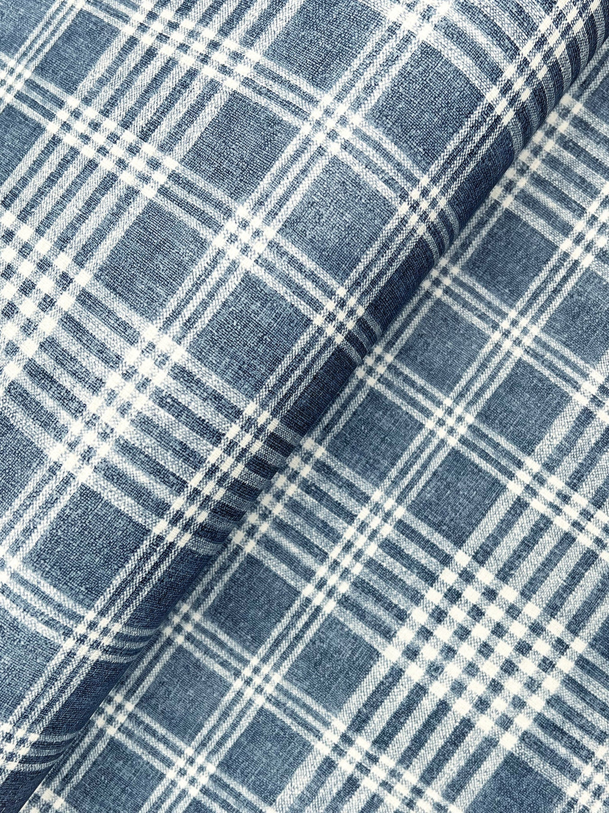 4199-83736-peel-and-stick-wallpaper-detail-closeup