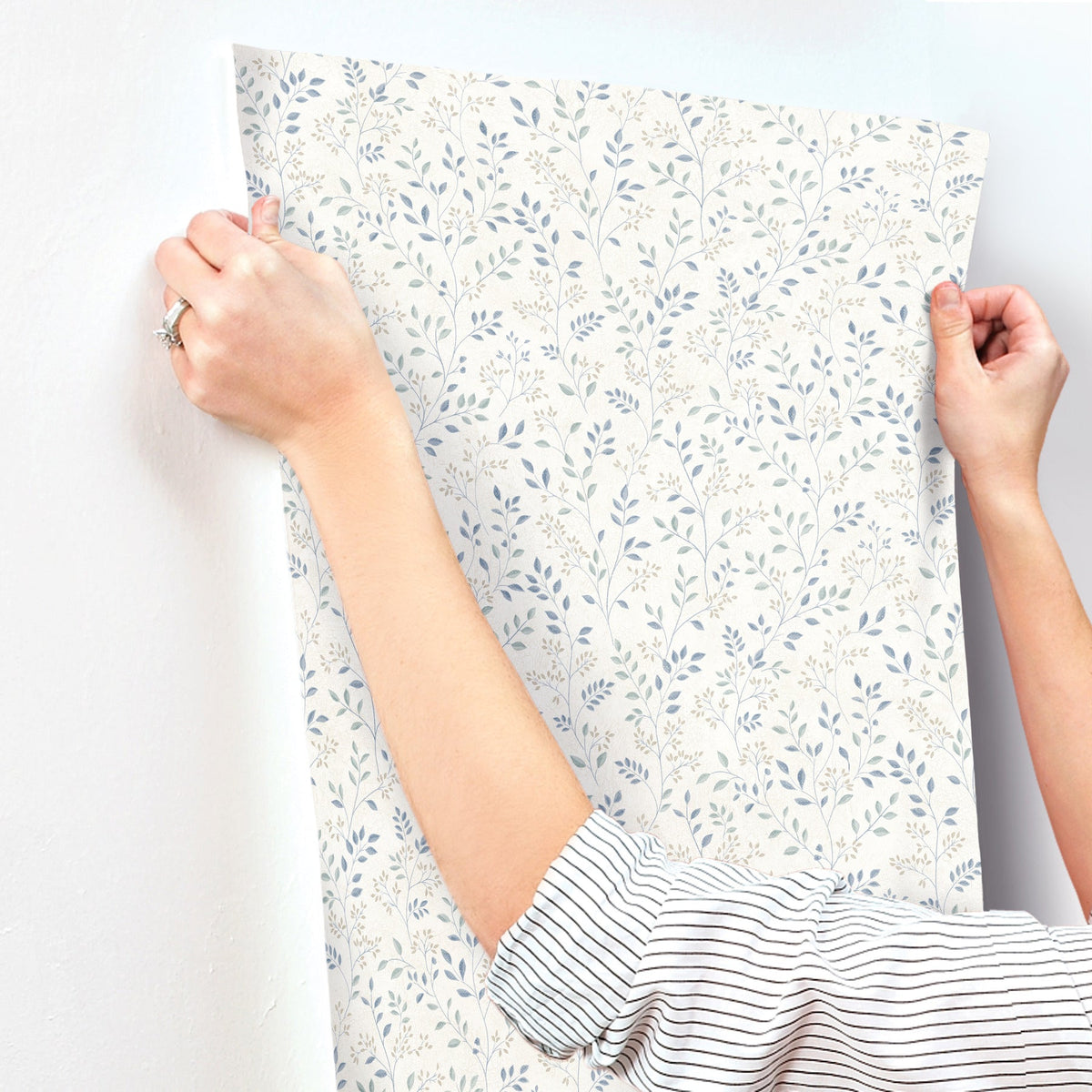 4199-83742-peel-and-stick-wallpaper-stick-application-step