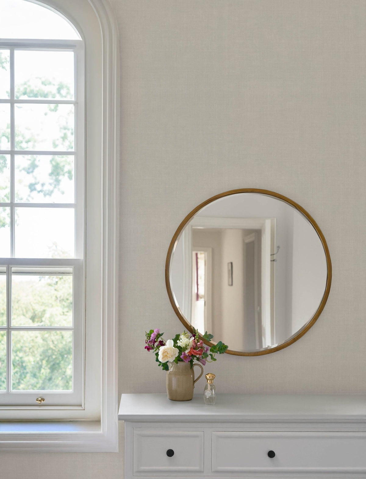4201-16017-peel-and-stick-wallpaper-room-scene