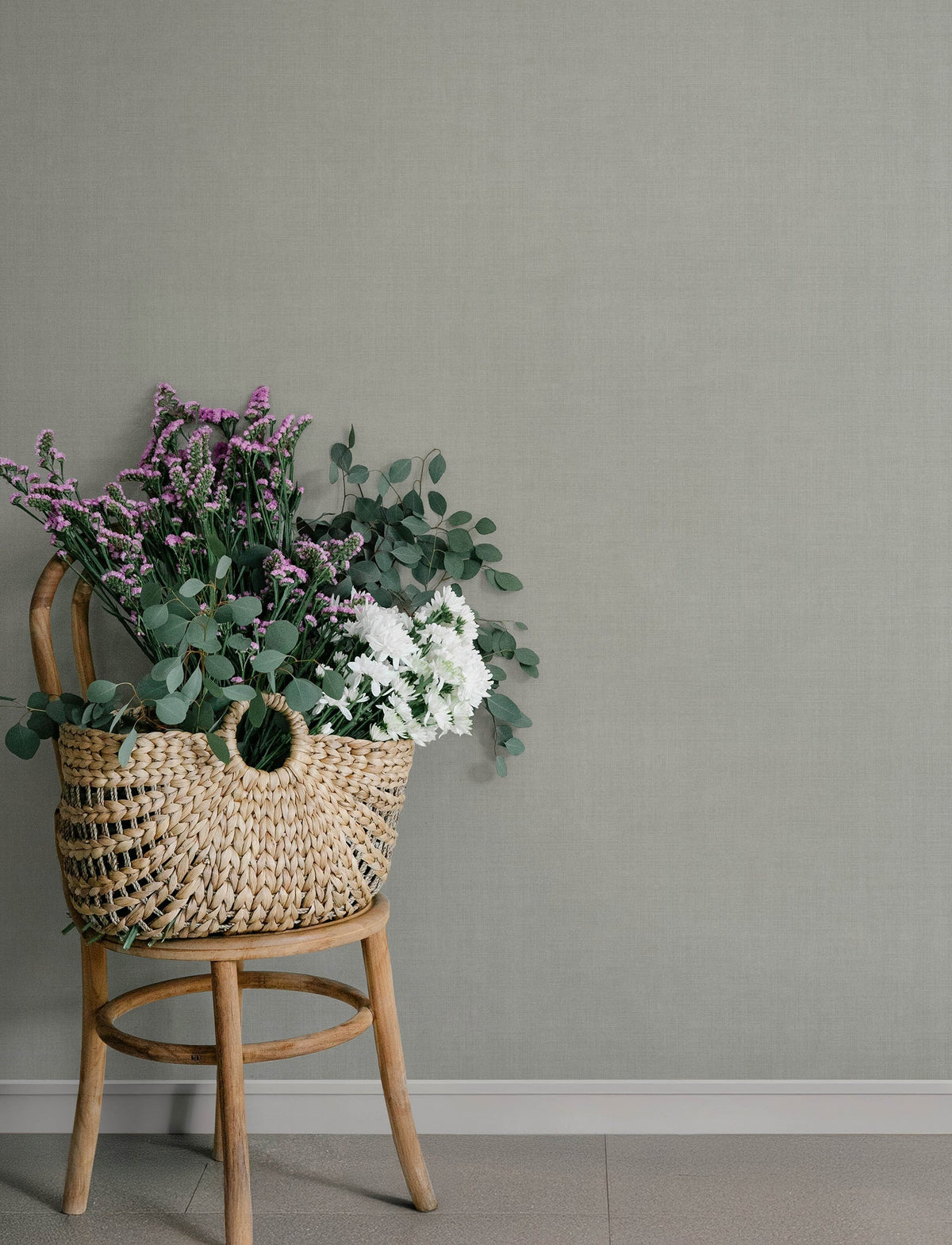 4201-16020-peel-and-stick-wallpaper-room-scene-detail-closeup