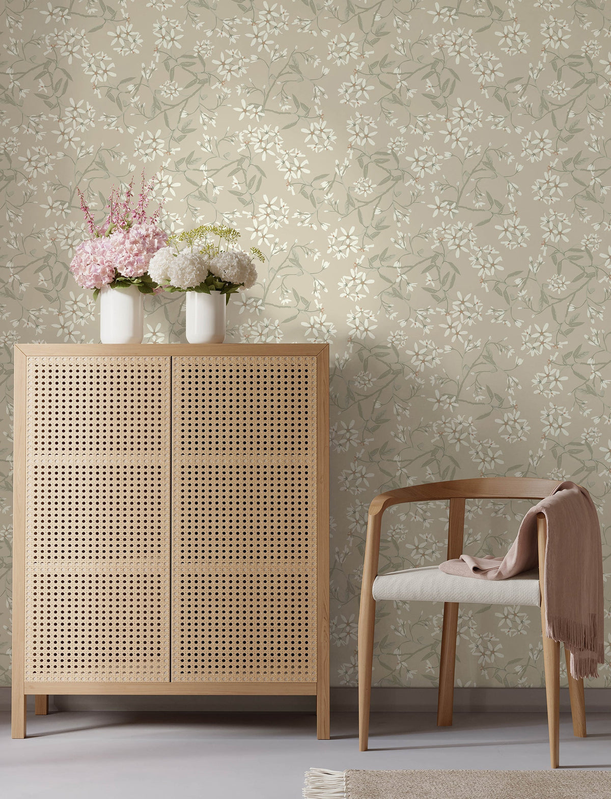 4201-20112-peel-and-stick-wallpaper-room-scene